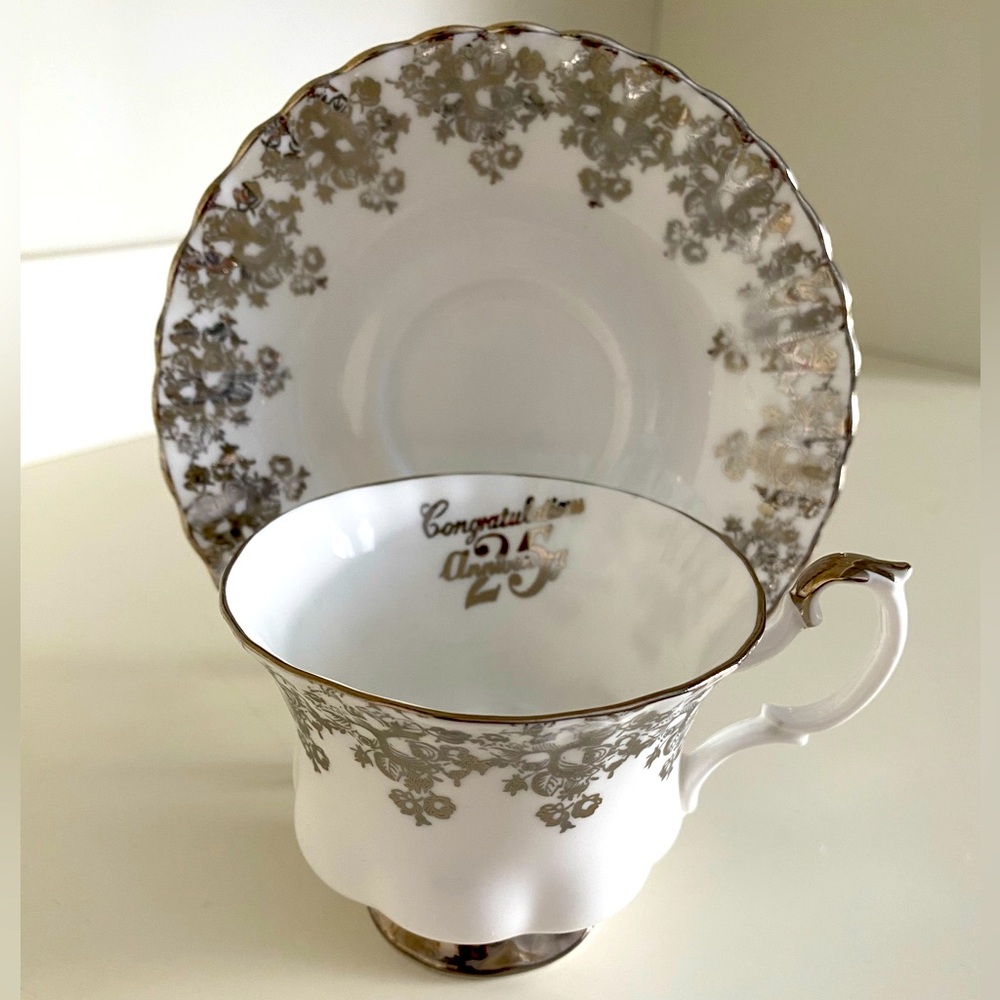 EUC VTG Royal Albert Bone China in Silver and White 25th Anniversary Inside Cup
